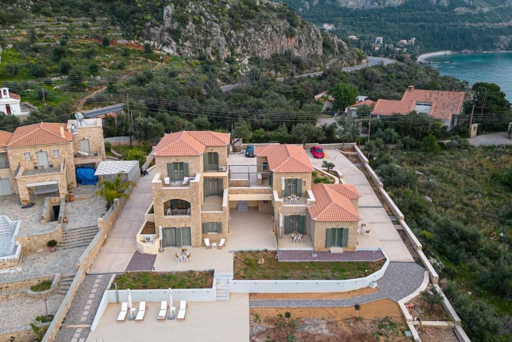 Ipsό Kardamyli Apartment Екстериор снимка